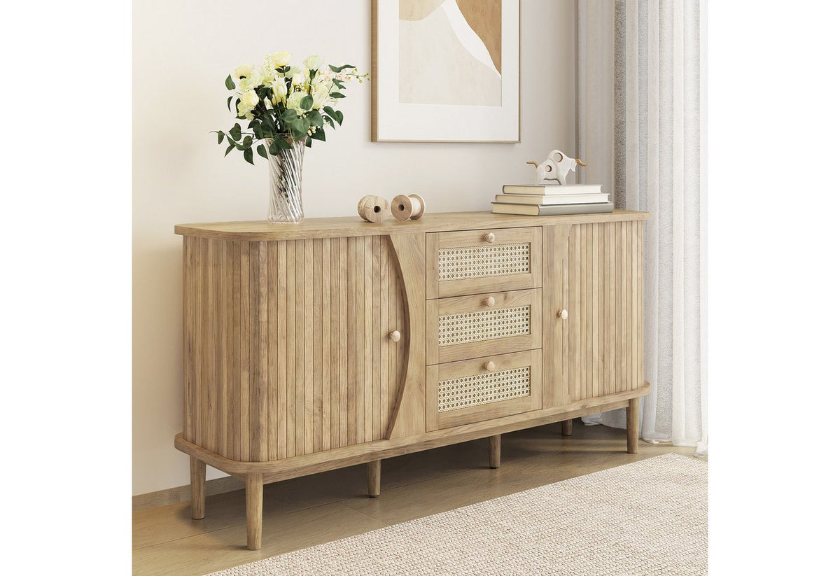 Japandi Rattan-Sideboard mit Schiebetüren