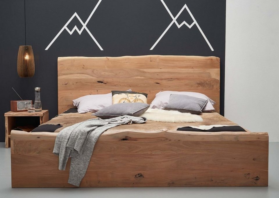 Japandi Bett aus massiver Akazie Natur