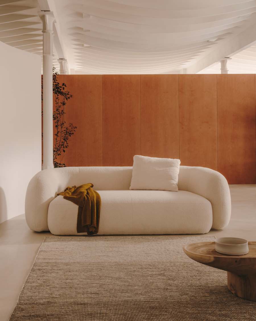 Sofa Japandi Ecru Lammfelloptik 3-Sitzer