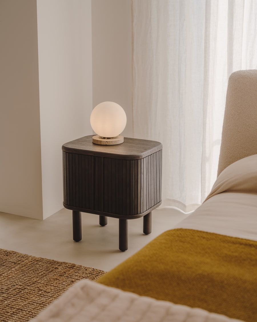 Dunkles Japandi Nachttisch aus Holz