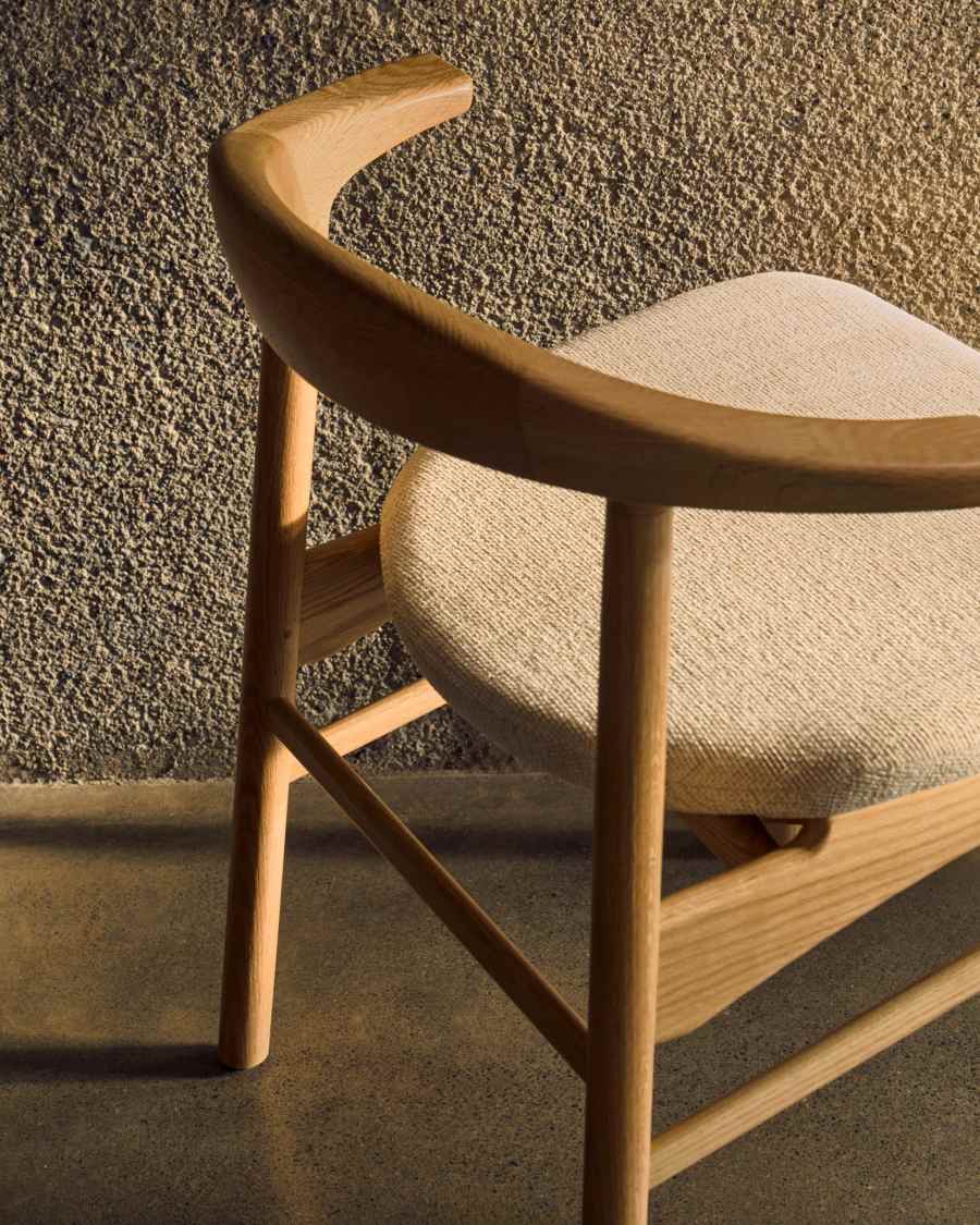 Japandi Stuhl Beige Chenille Eichenholz Natur