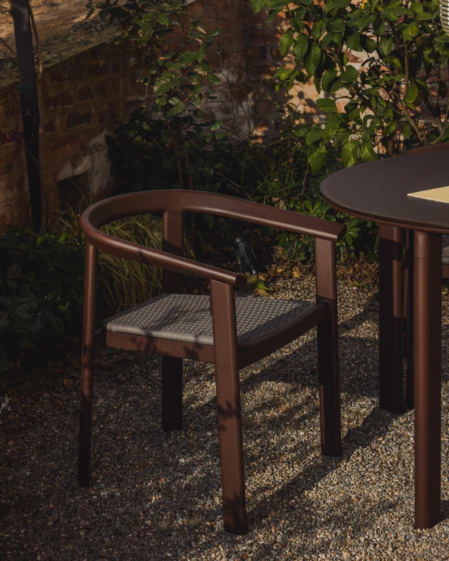Japandi Outdoor-Stuhl aus Aluminium und Seil, Braun