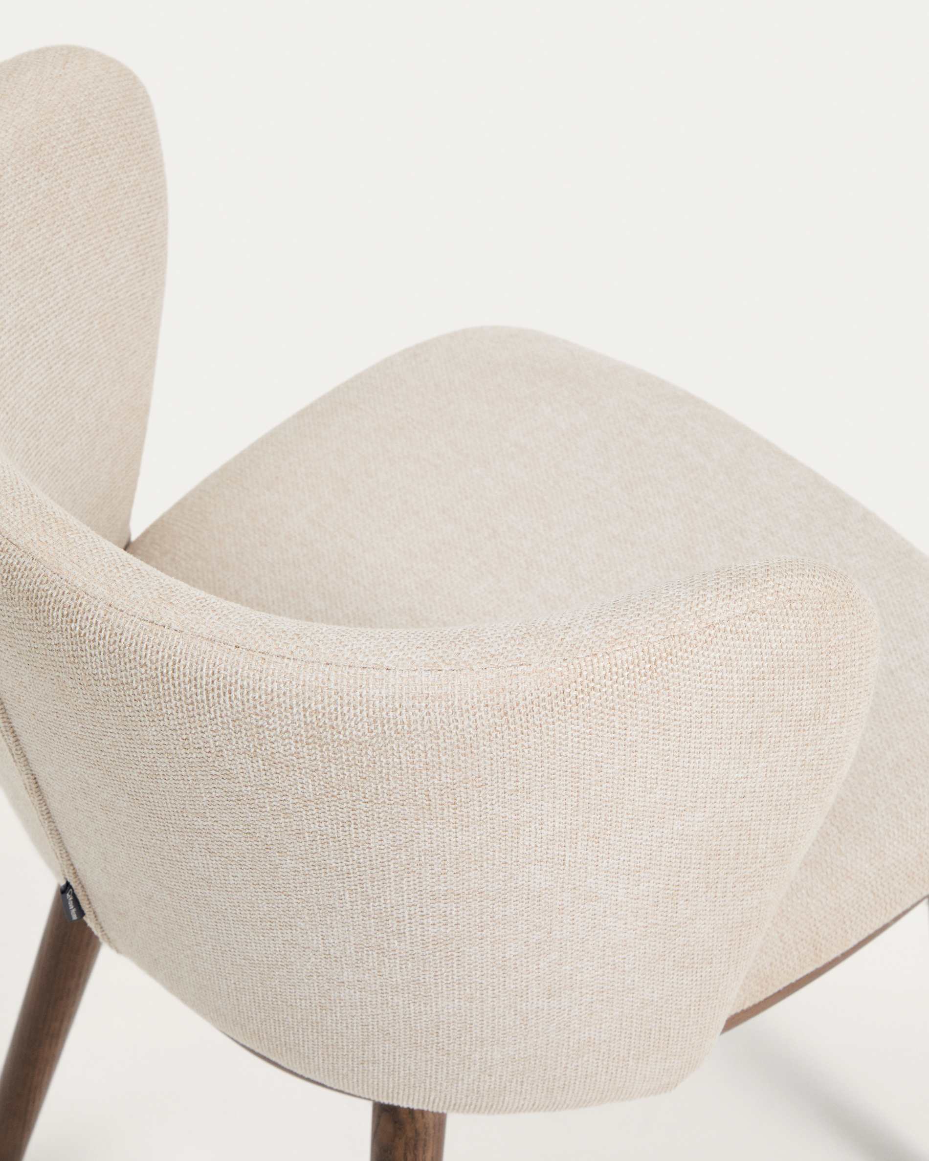 Japandi Sessel Beige Chenille Eschenholz Walnuss