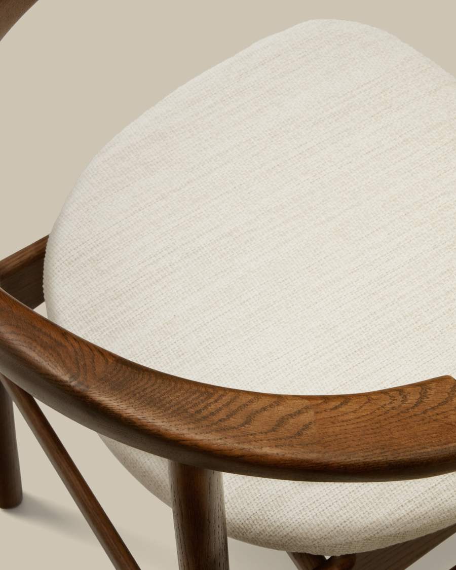 Japandi Sessel Beige Chenille Eichenholz Nussbaum