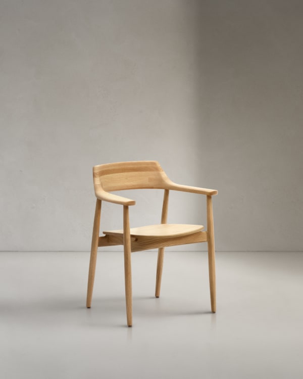 Massivholz Stuhl im Japandi-Stil