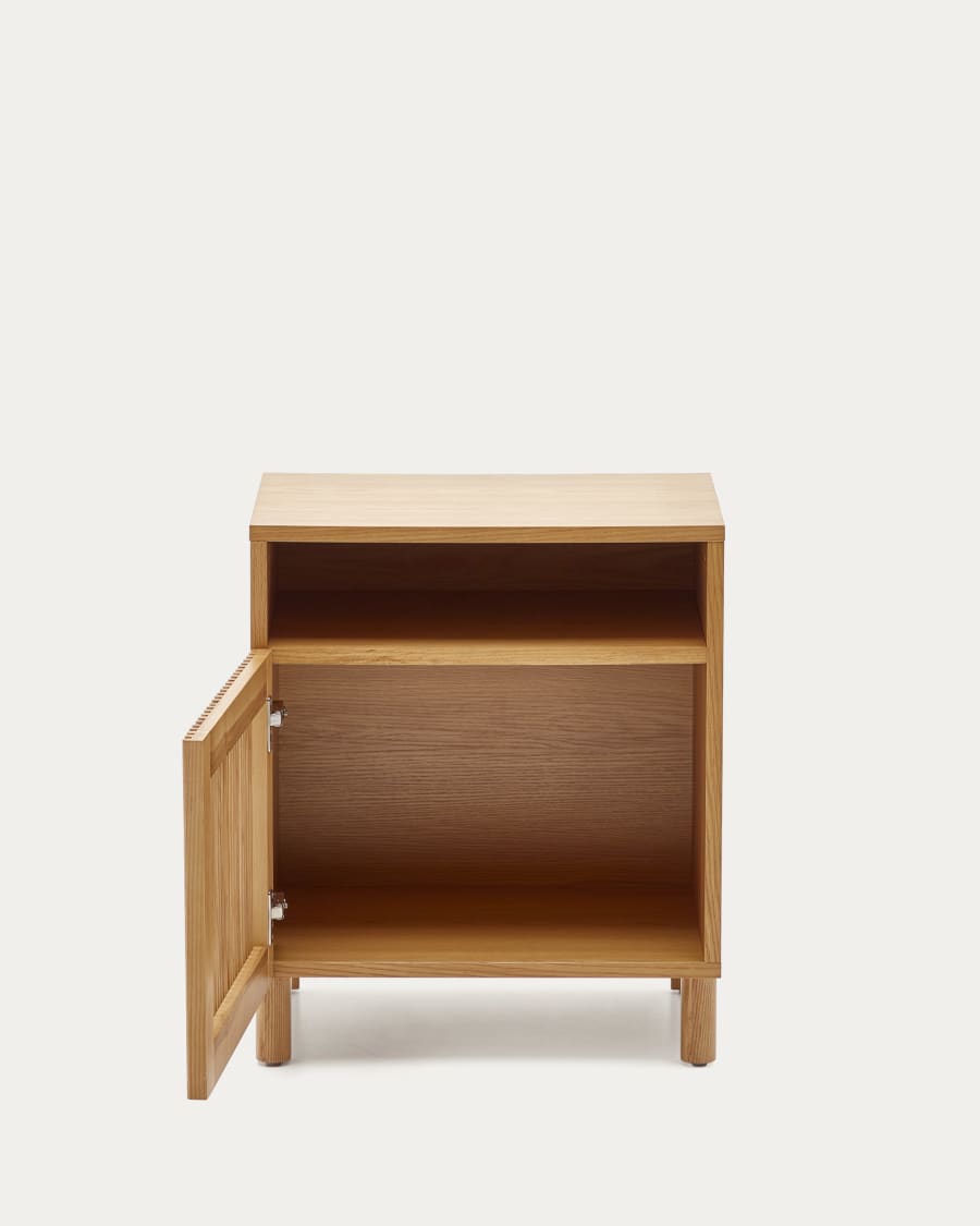 Japandi Nachttisch aus hellem Holz