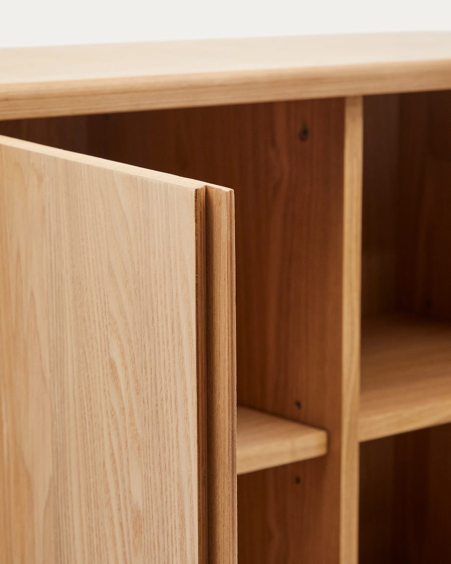 Hohes Japandi Sideboard