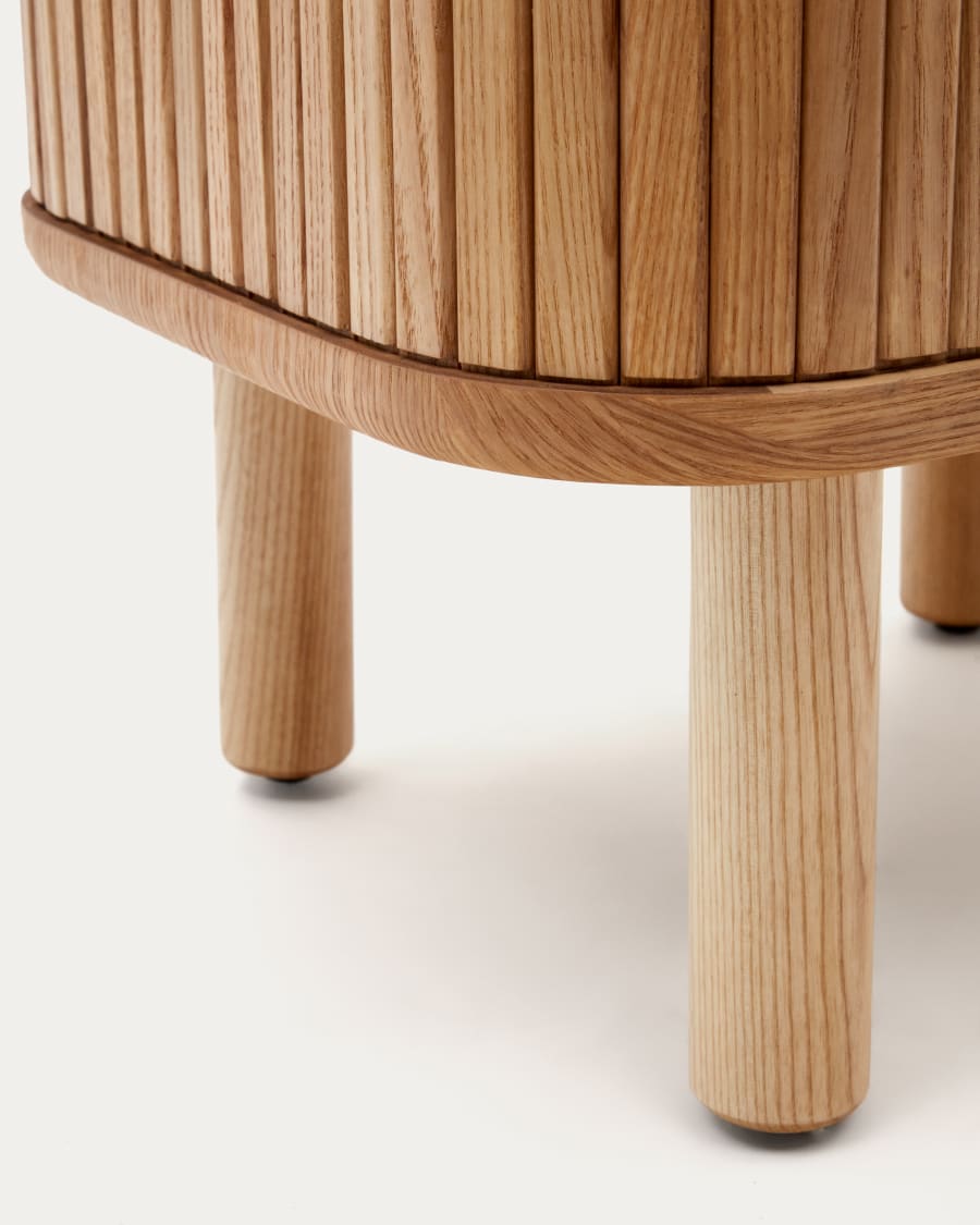 Japandi Nachttisch aus Holz