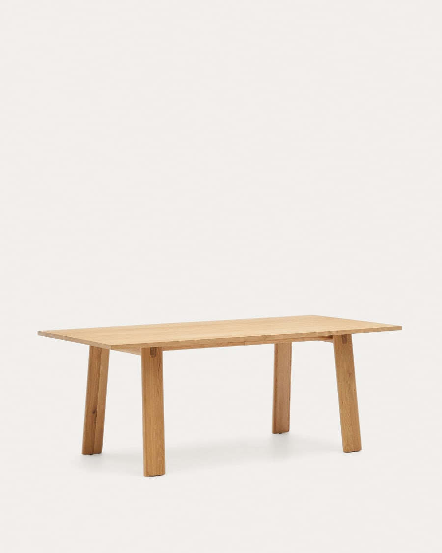Japandi Esstisch aus hellem Holz, ausziehbar