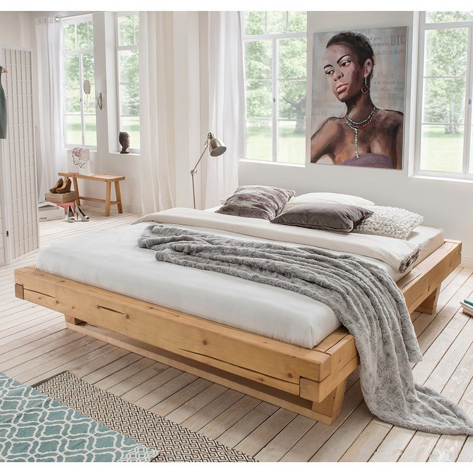 Japandi Bett aus massiver Fichte ohne Kopfteil