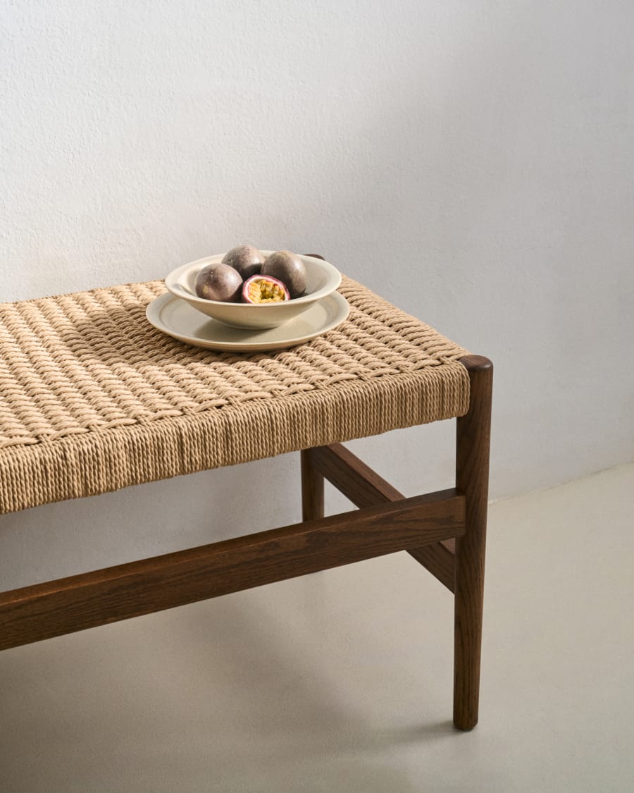 Japandi Sitzbank aus Holz und Seil