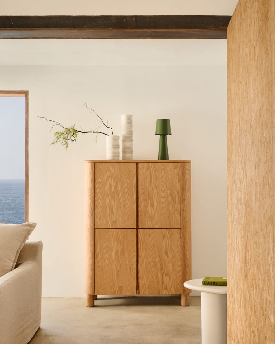 Hohes Japandi Sideboard