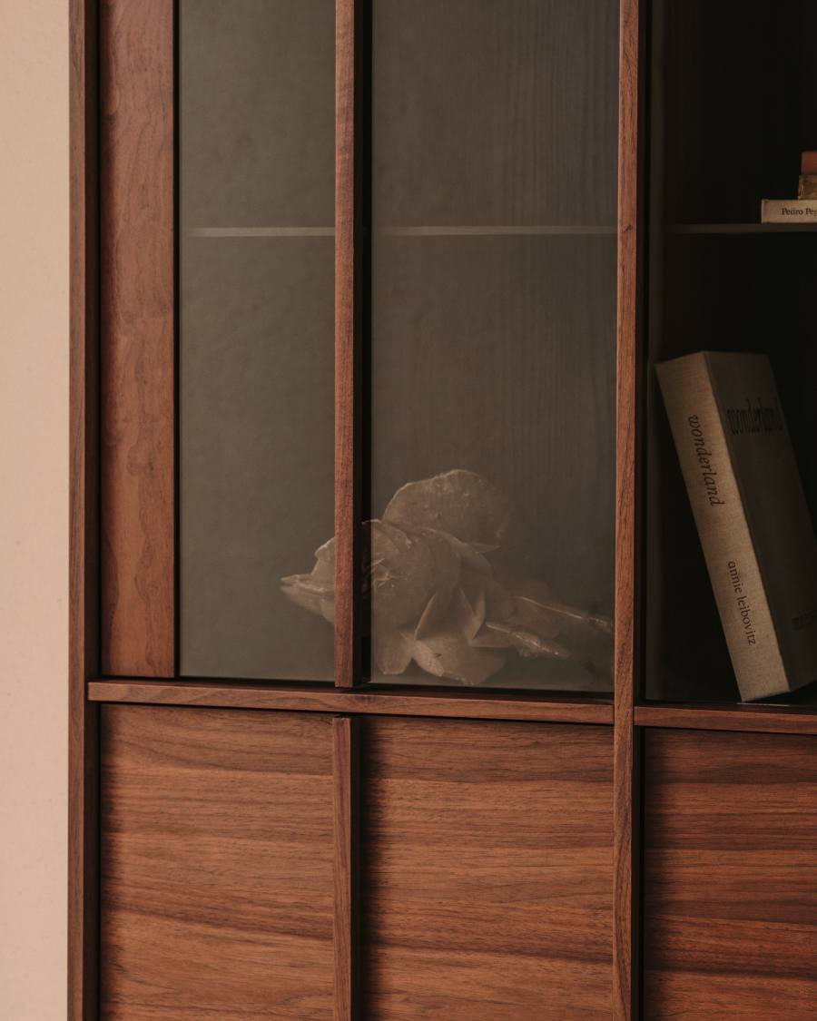 Vitrine Japandi Dunkles Walnussholz 100x170 cm