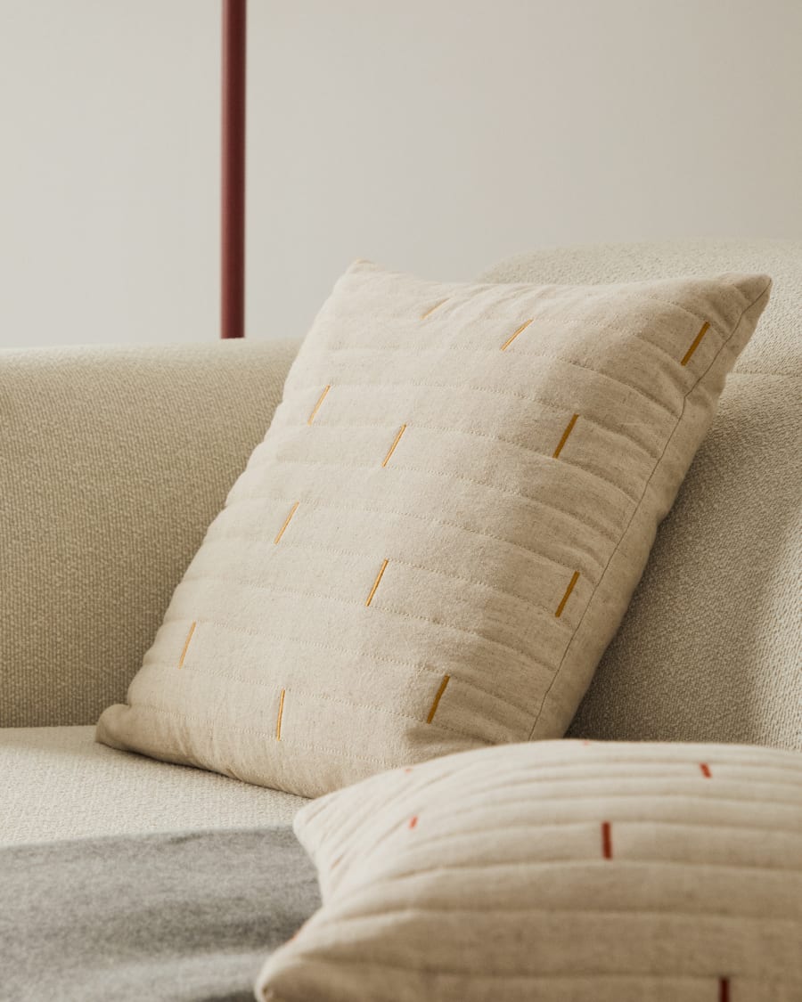 Japandi Kissenbezug aus Leinen mit Stickerei