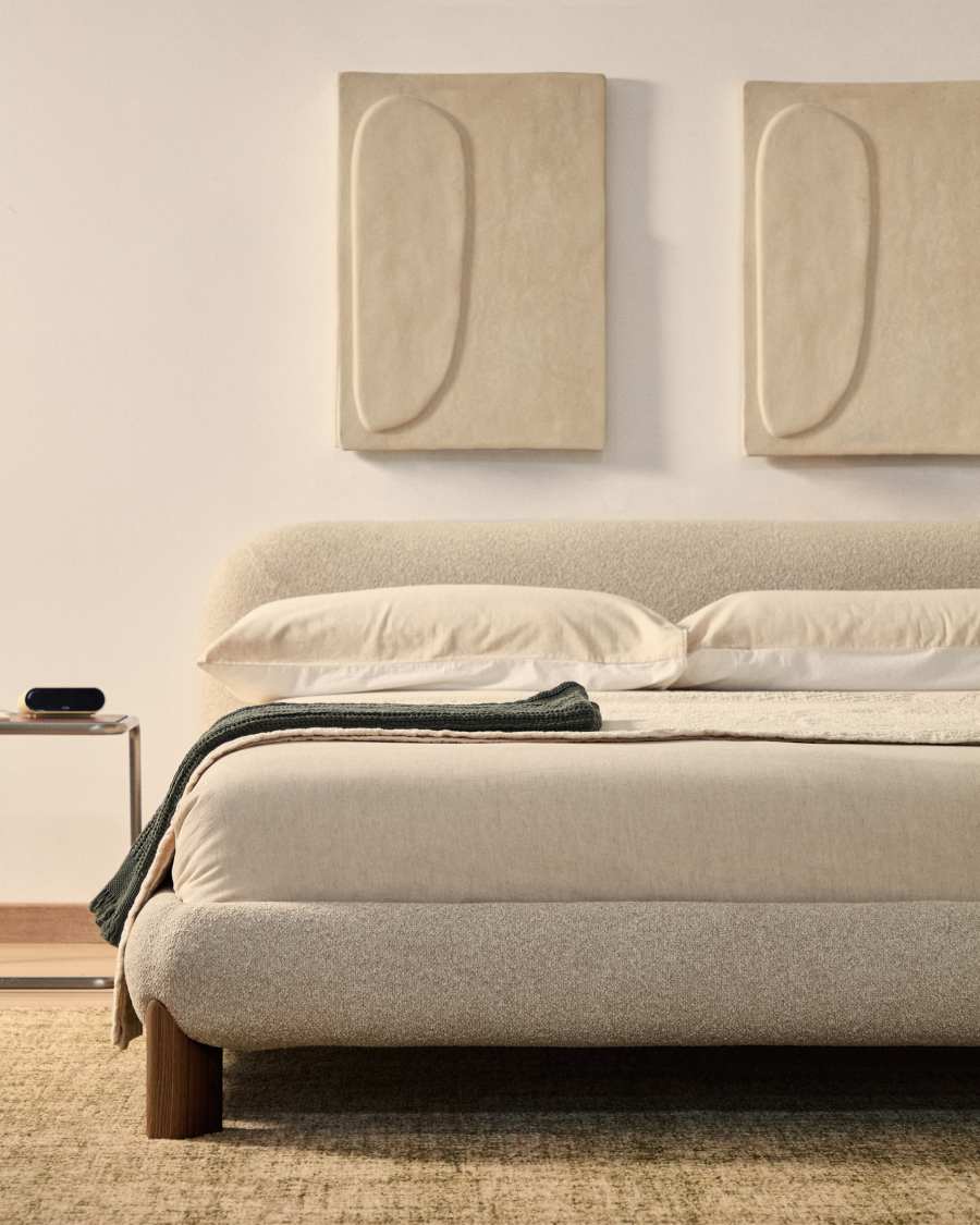 Japandi Bett Ecru Bouclé Eschenholz Nussbaum 160x200 cm