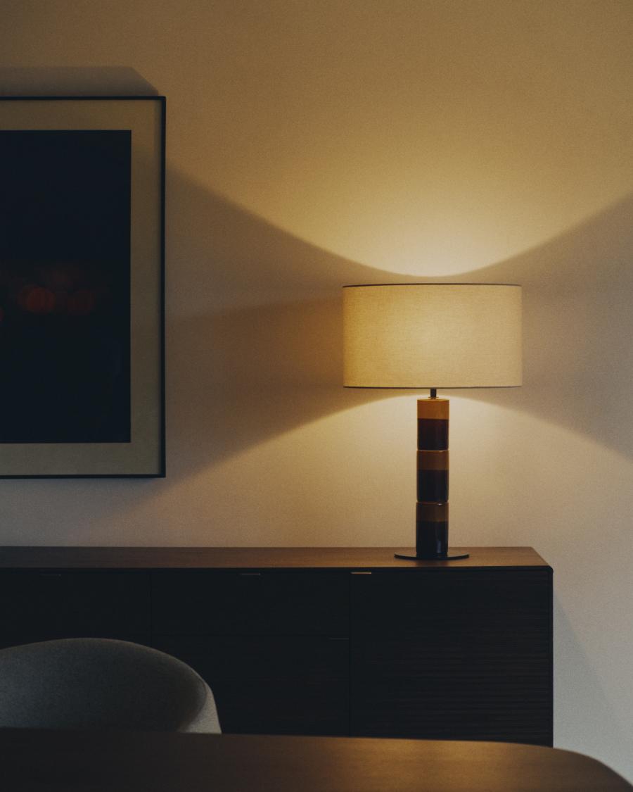Japandi Tischlampe aus Keramik | Braun & Senfgelb | Baumwollschirm