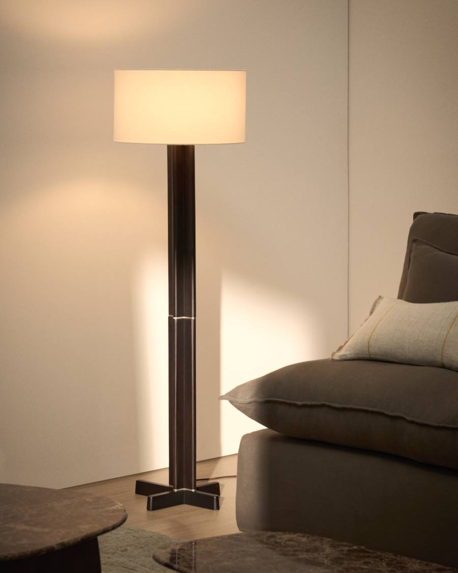 Japandi Stehlampe aus Kautschukholz mit Baumwollschirm