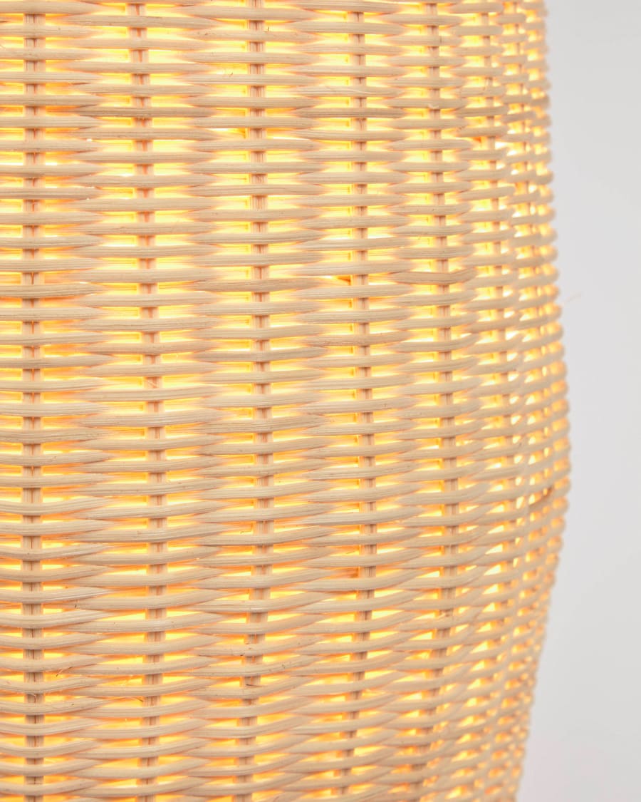 Japandi Stehlampe aus Naturrattan