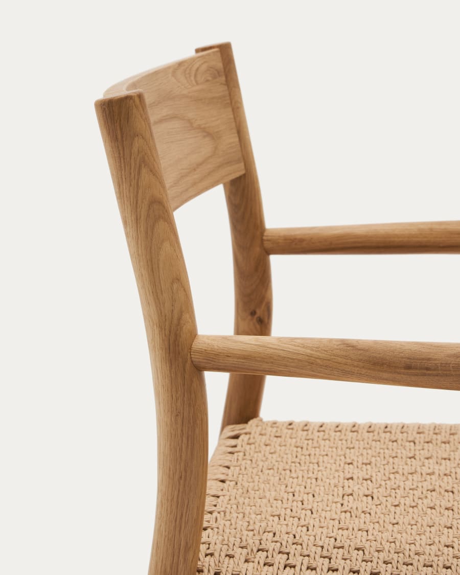 Japandi Stuhl aus Holz und Seil