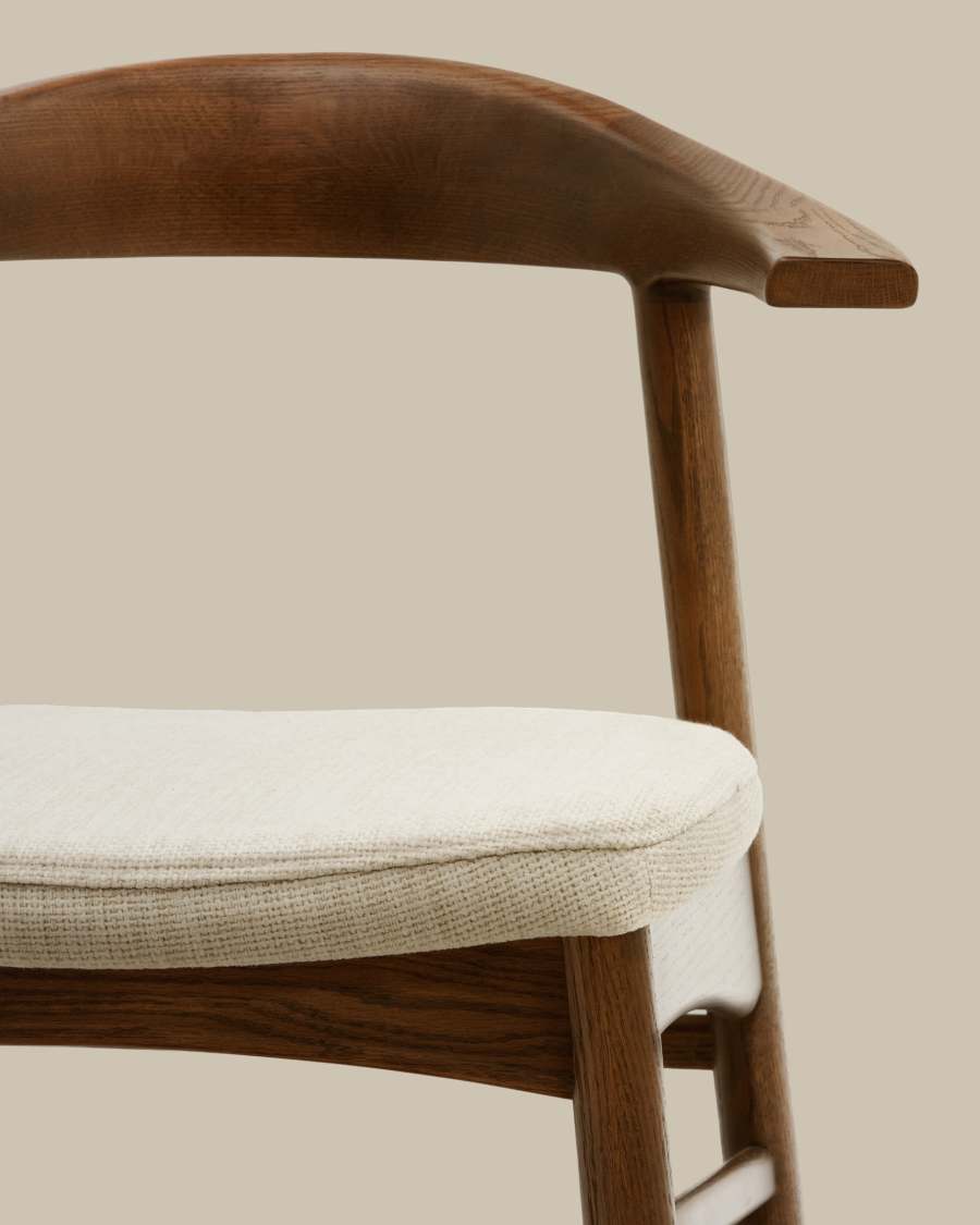 Japandi Sessel Beige Chenille Eichenholz Nussbaum