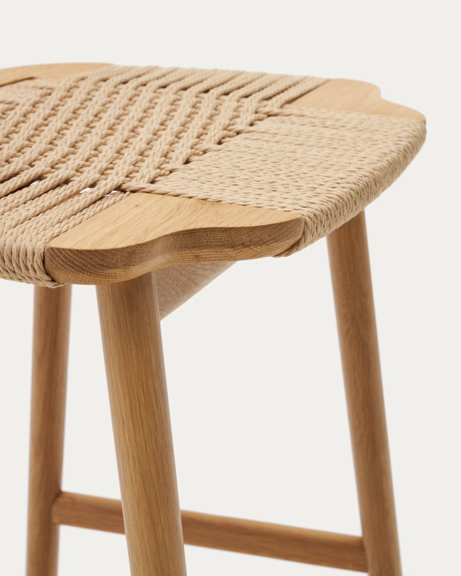 Japandi Hocker mit Geflecht