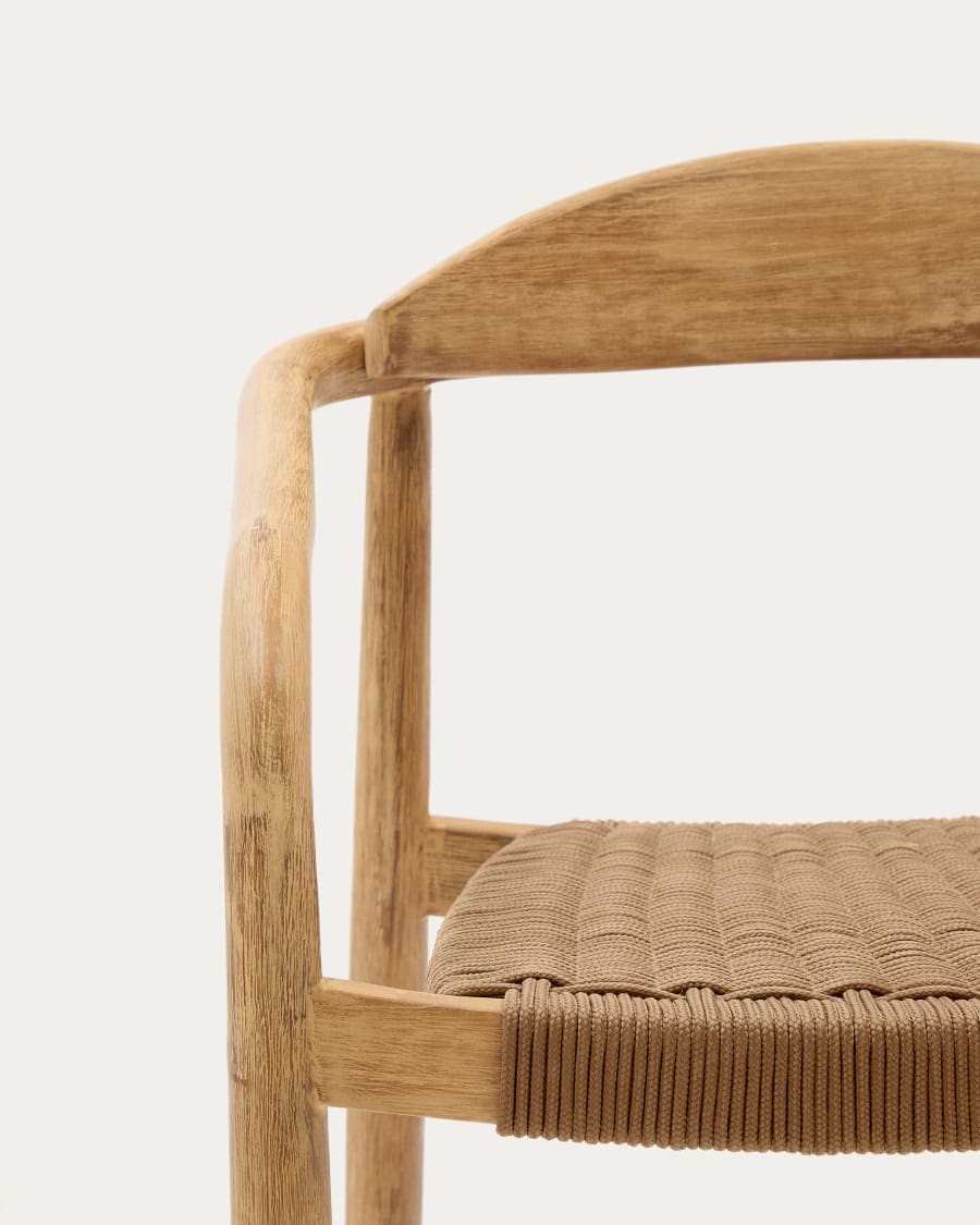 Japandi Stuhl aus Holz und Seil