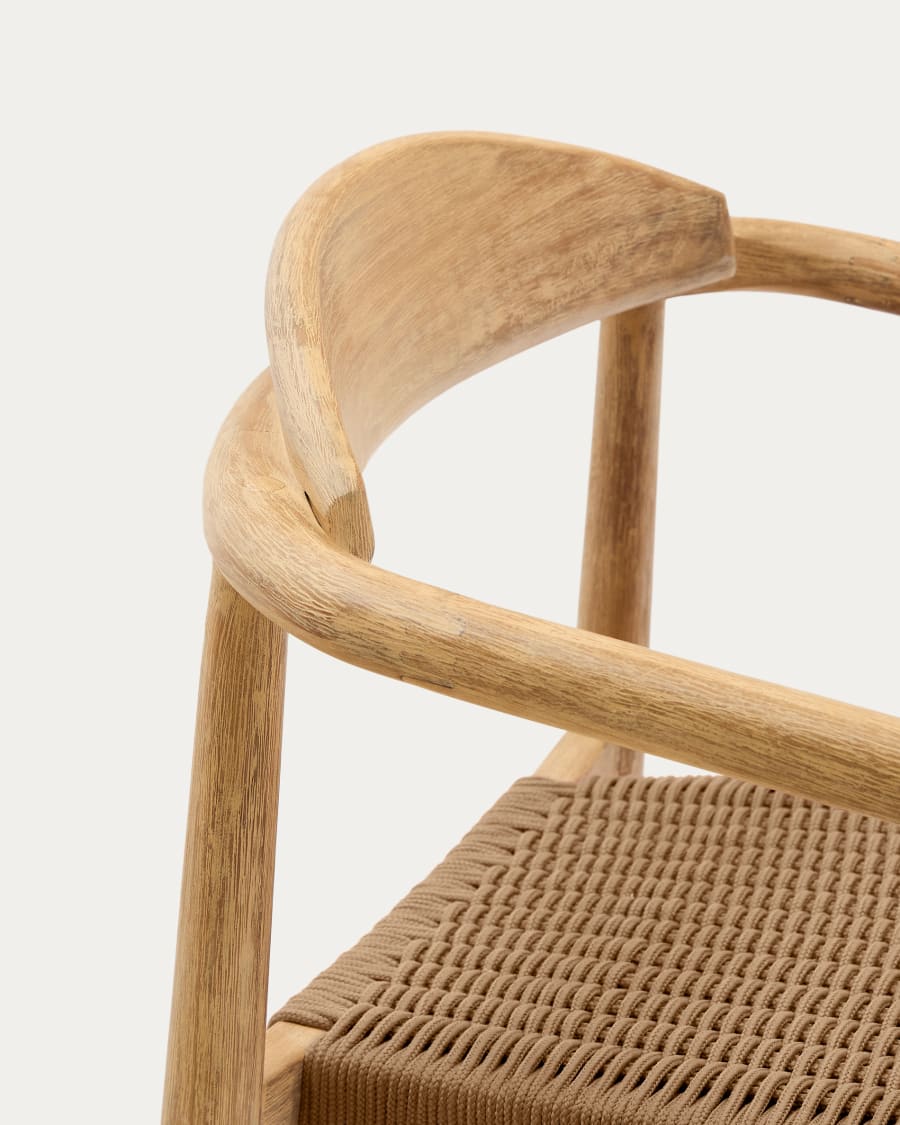 Japandi Stuhl aus Holz und Seil