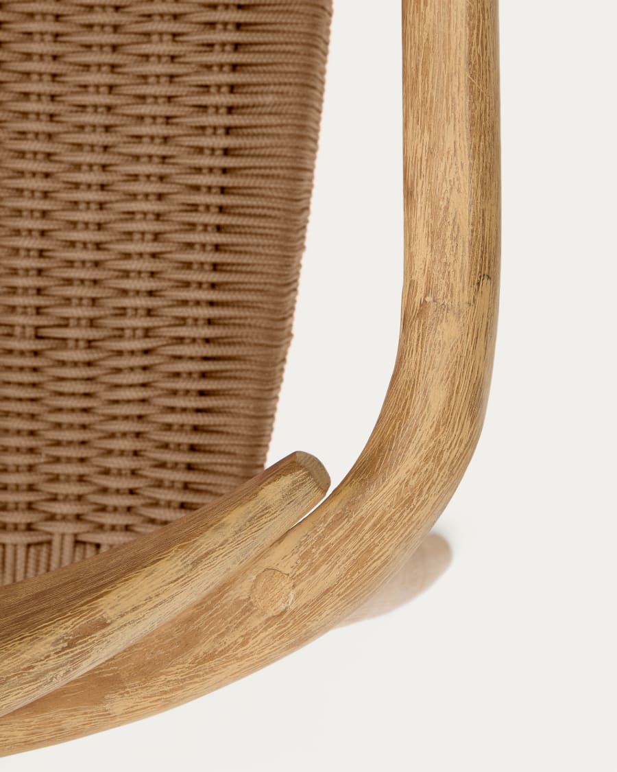 Japandi Stuhl aus Holz und Seil