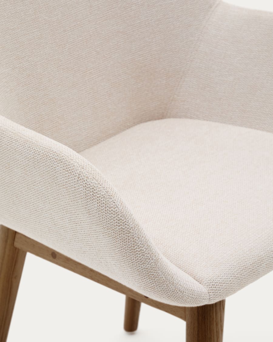 Beige Japandi Stuhl mit Dunklen Eschenholzbeinen