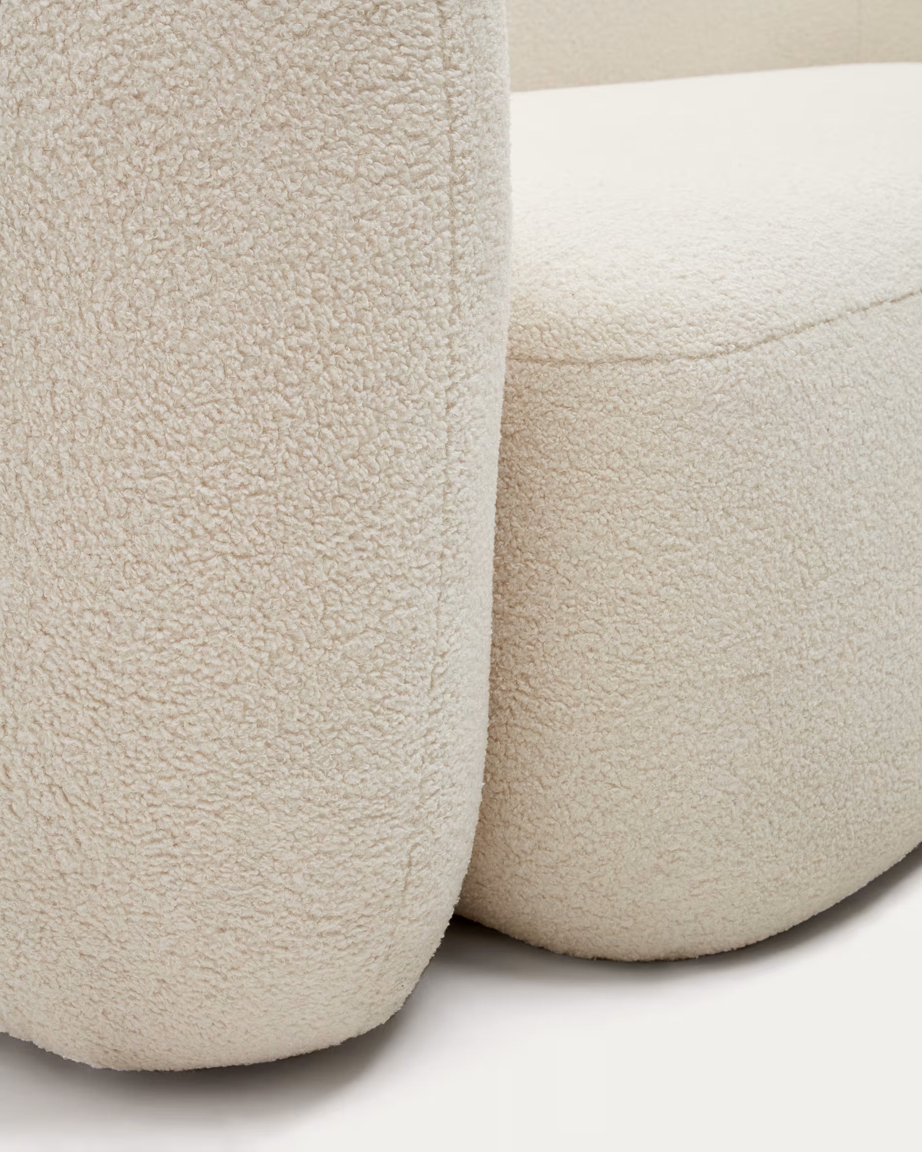 Sofa Japandi Ecru Lammfelloptik 3-Sitzer