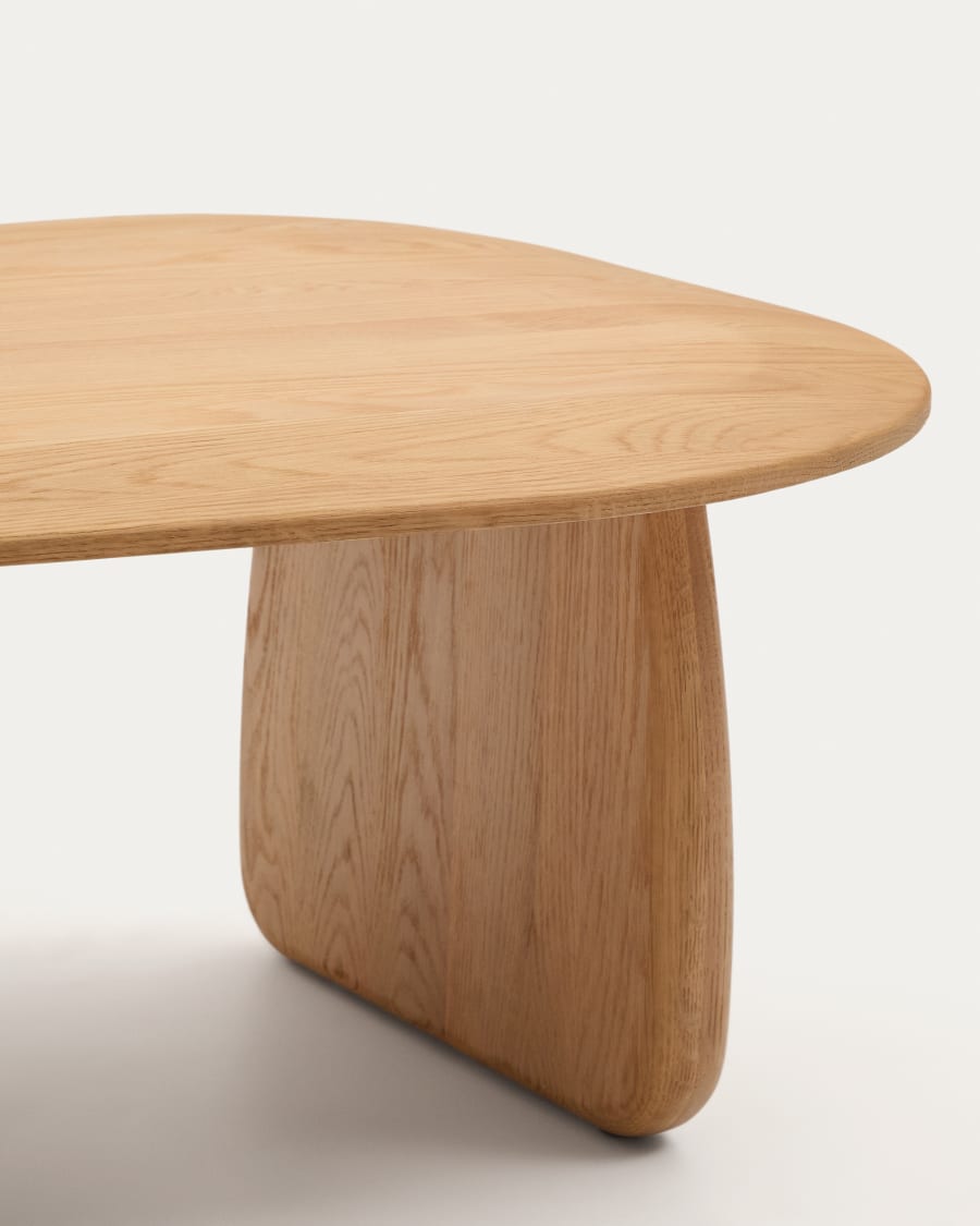 Japandi Beistelltisch mit organischer Form