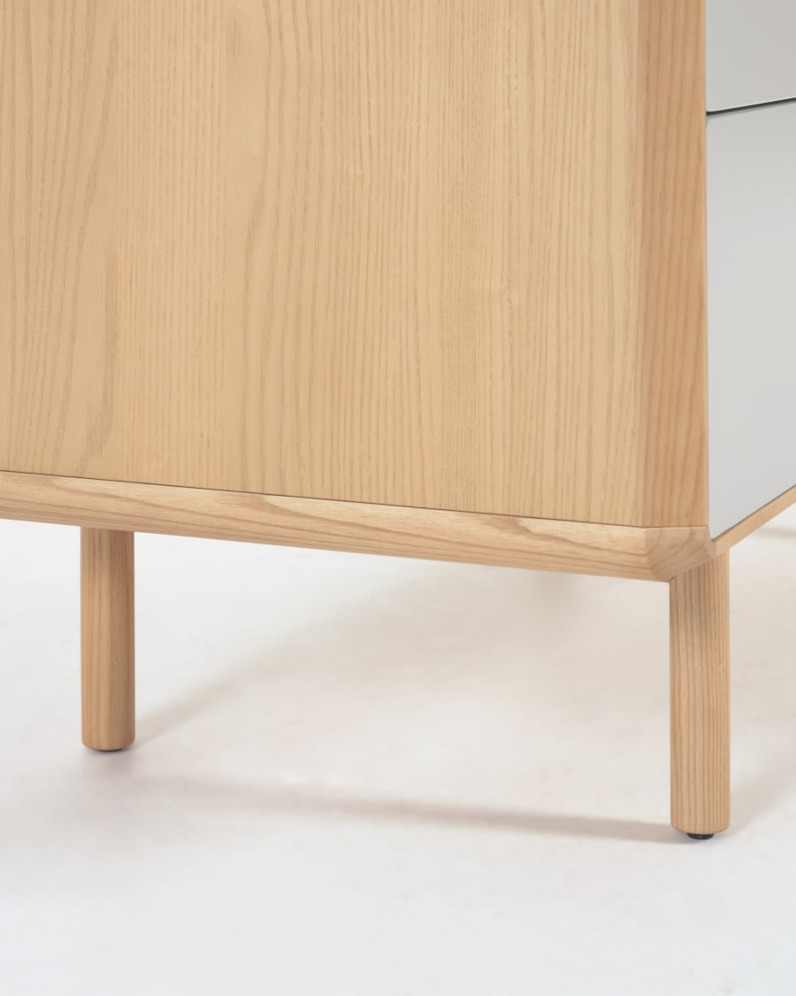 Japandi Nachttisch aus Holz in Grau