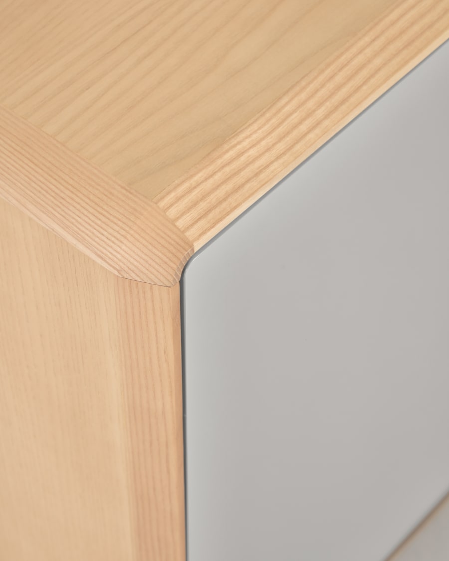 Japandi Nachttisch aus Holz in Grau