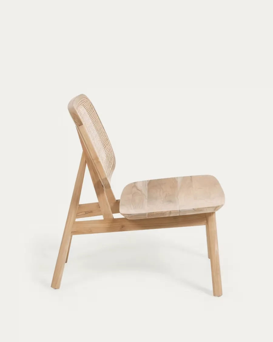 Sessel aus Teakholz und Rattan im Japandi-Stil