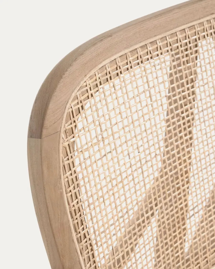 Sessel aus Teakholz und Rattan im Japandi-Stil