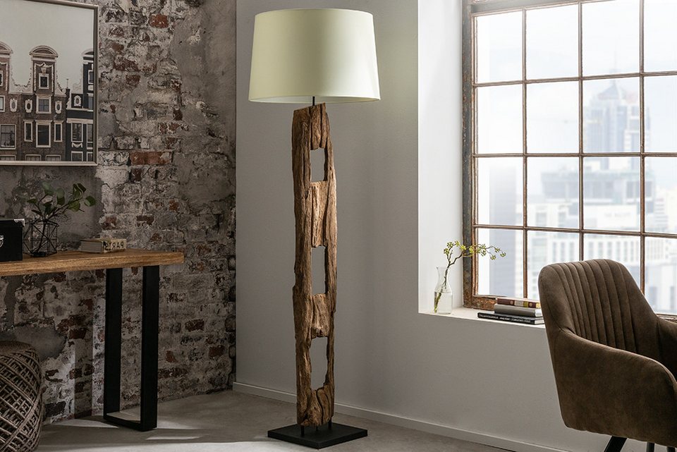Japandi Stehlampe aus Akazienholz mit Baumwollschirm